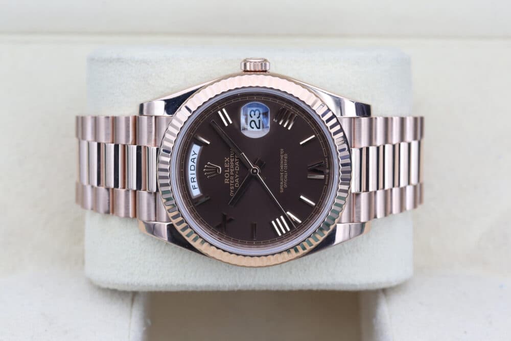 Rolex 228235 Chocolate Roman DAY DATE 40 40mm 2023 - Image 3