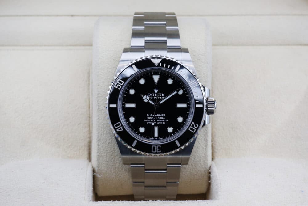 Rolex 124060 Black SUBMARINER  41mm 2023