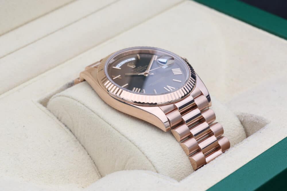 Rolex 228235 Chocolate Roman DAY DATE 40 40mm 2023 - Image 6
