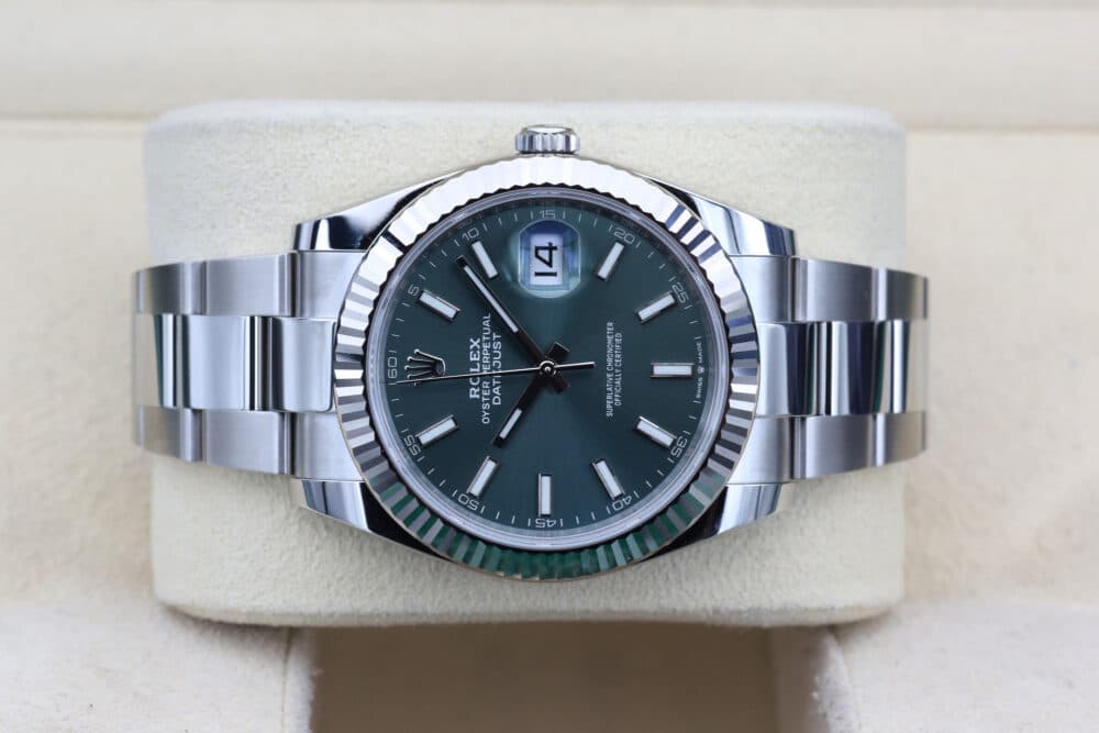Rolex 126334 Mint Green DATEJUST 41mm 2023 - Image 3