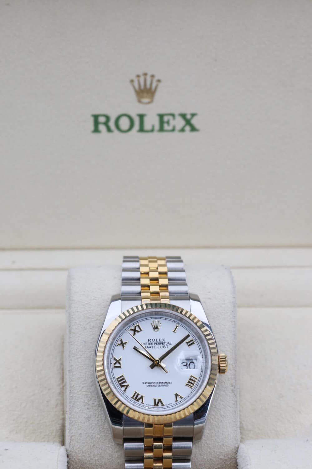 Rolex 116233 White Roman DATEJUST  36mm 2008 - Image 2
