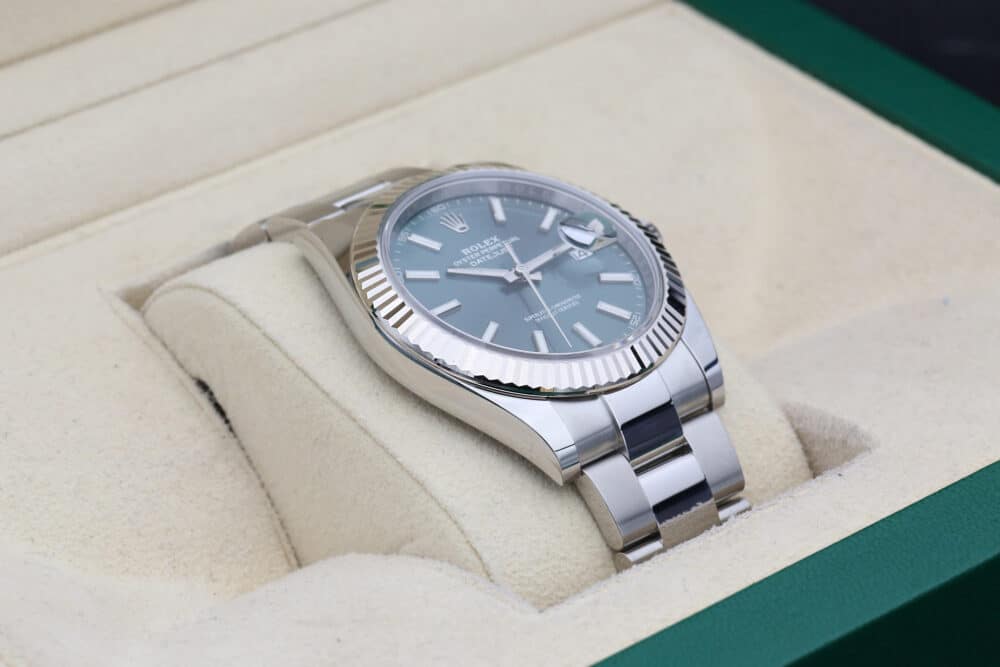 Rolex 126334 Mint Green DATEJUST 41mm 2023 - Image 4