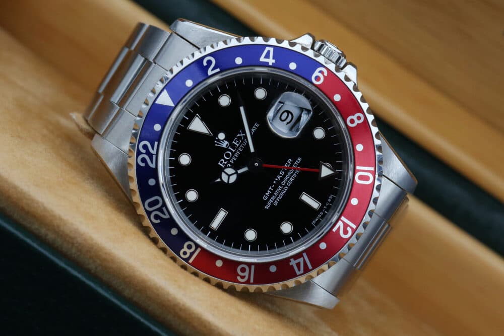 Rolex 16700 Black GMT MASTER 40mm 1994 - Image 2
