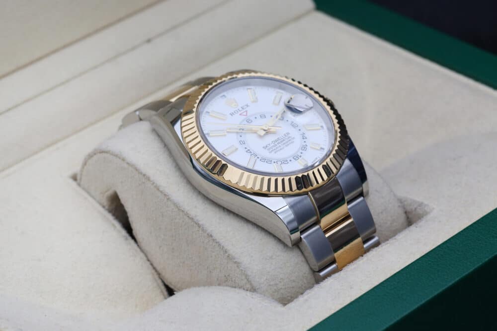 Rolex 326933 White SKY DWELLER 42mm 2019 - Image 6