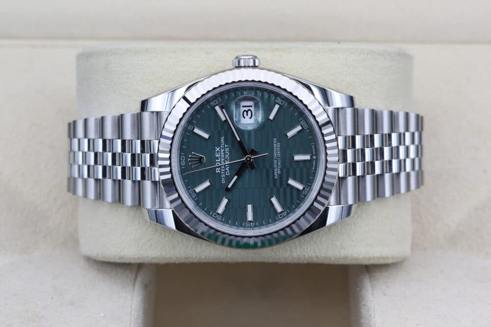 Rolex 126334 Green Motif DATEJUST  41mm 2023 - Image 3