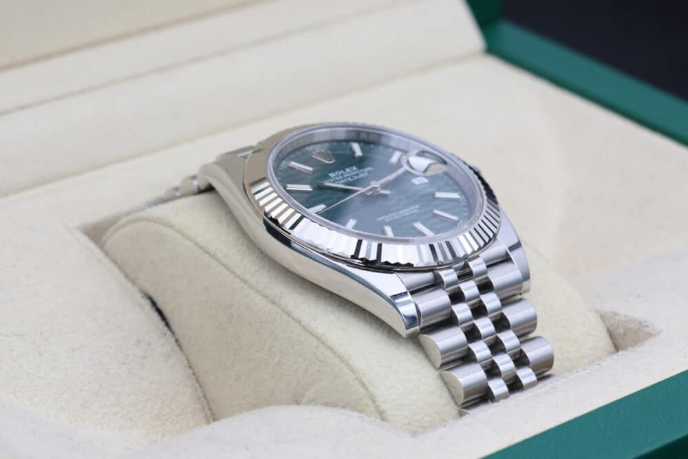 Rolex 126334 Green Motif DATEJUST  41mm 2023 - Image 5
