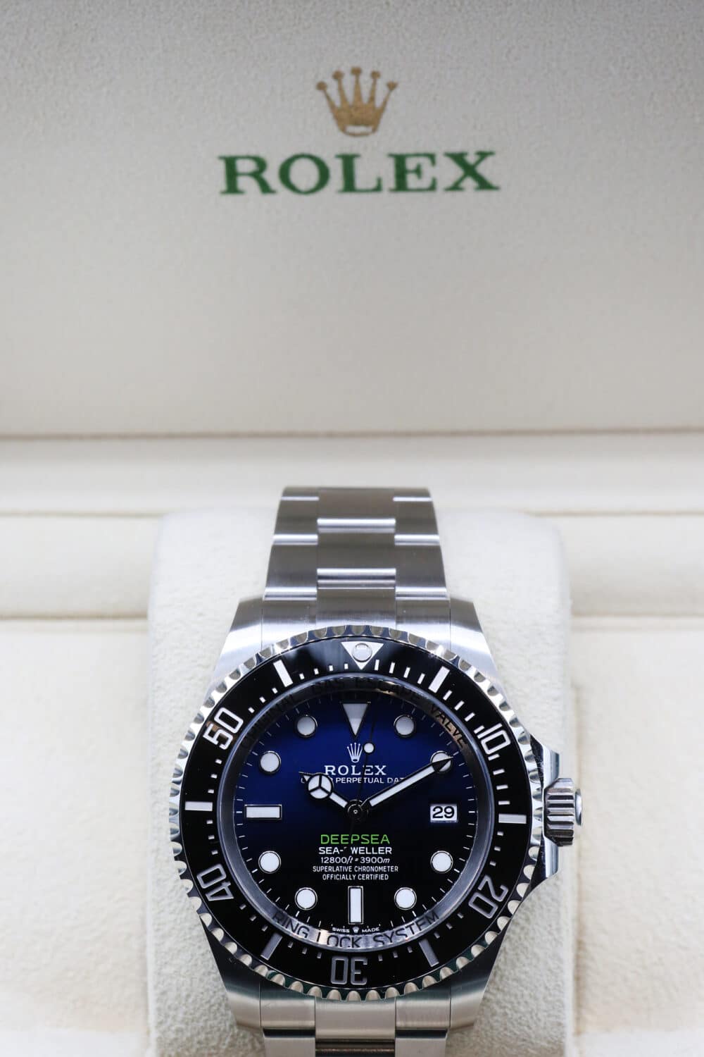 Rolex 136660 Blue SEA DWELLER 44mm 2023 JAMES CAMERON - Image 3