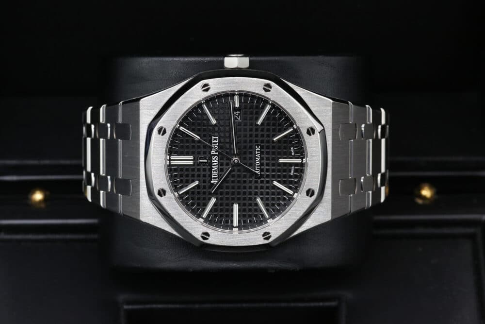 Audemars Piguet 15400ST.OO.1220ST.01 Black ROYAL OAK  41mm - Image 4