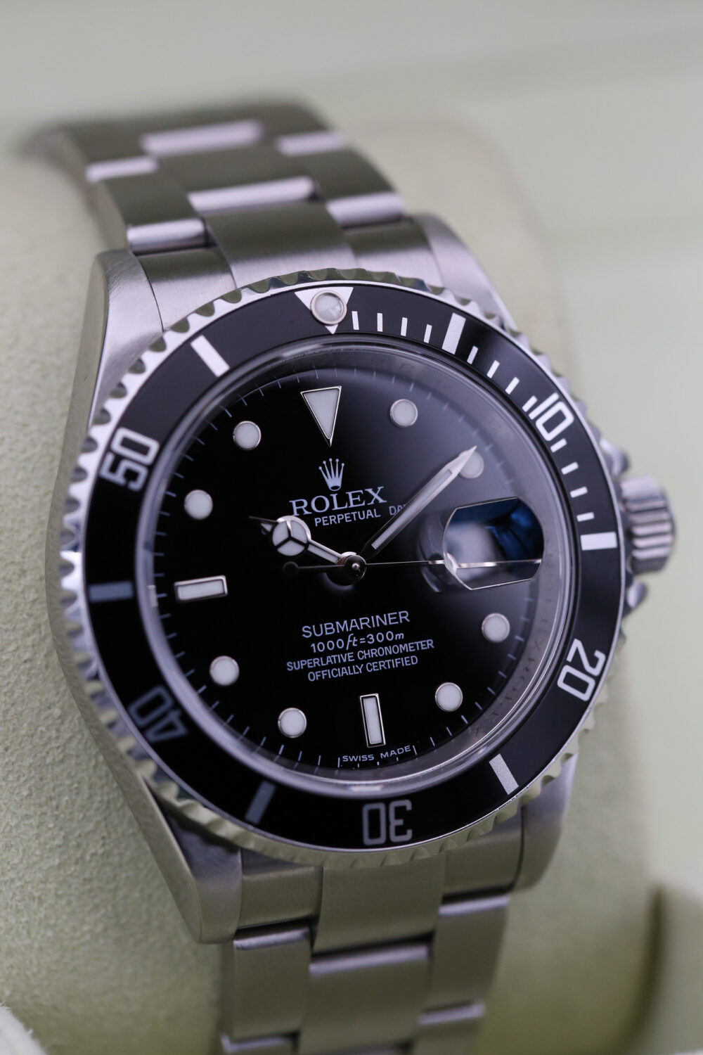 Rolex 16610LN Black SUBMARINER  40mm 2008 - Image 2