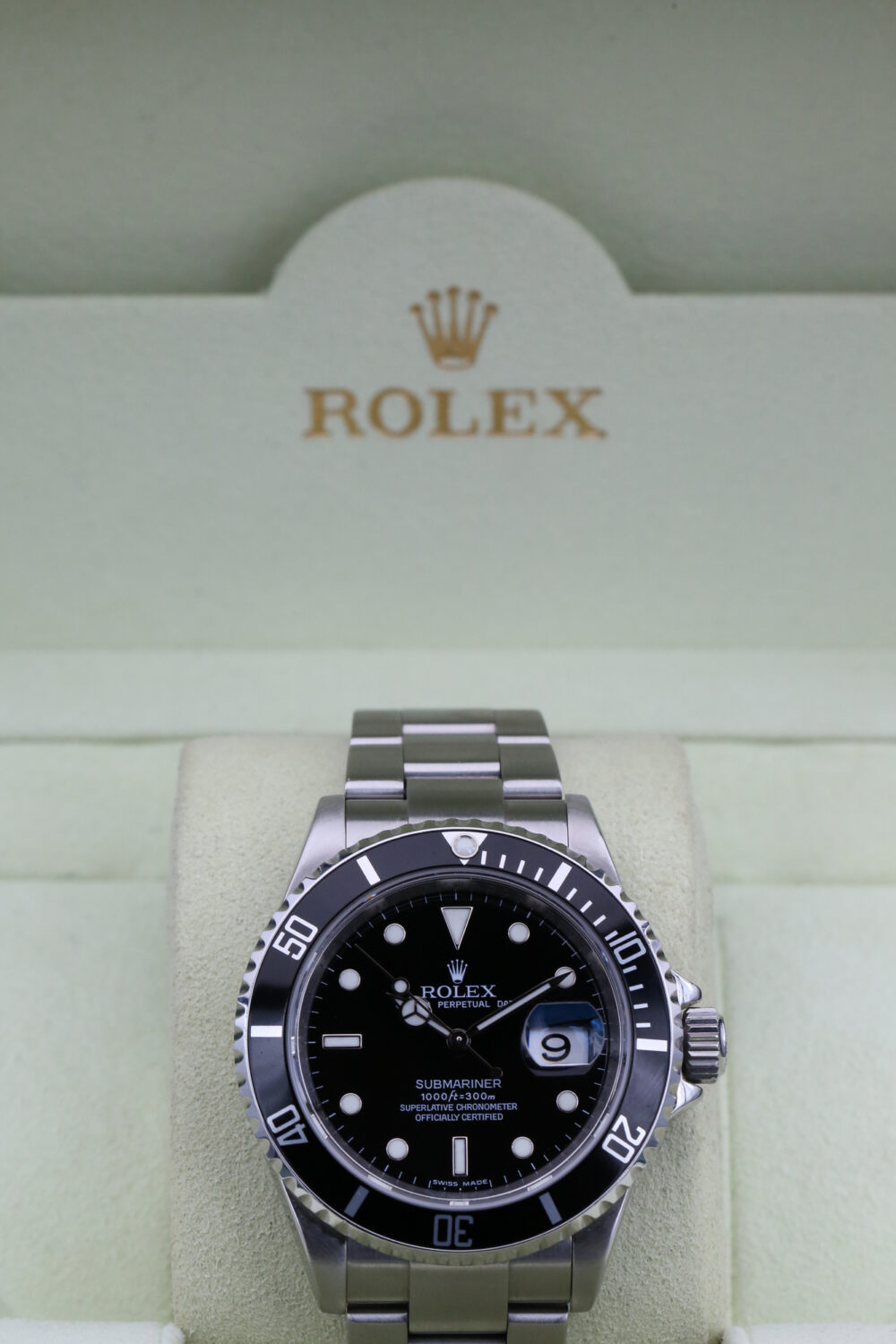 Rolex 16610LN Black SUBMARINER  40mm 2008 - Image 3