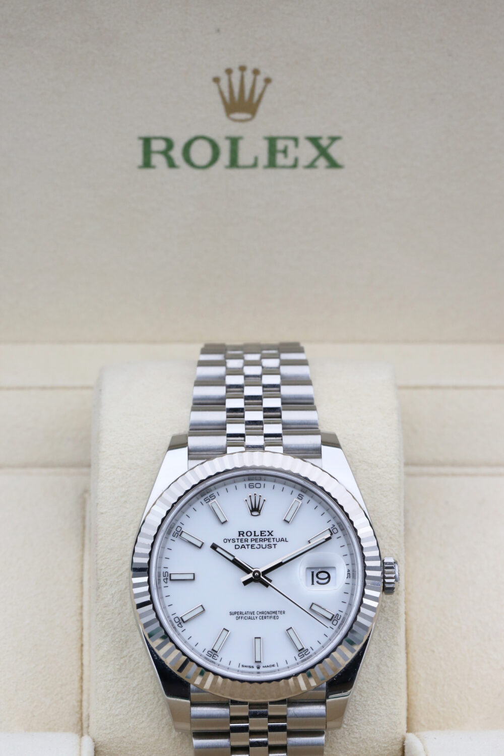 Rolex 126334 White DATEJUST 41mm 2021 - Image 4