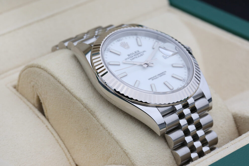 Rolex 126334 White Index DATEJUST 41mm 2024 - Image 5