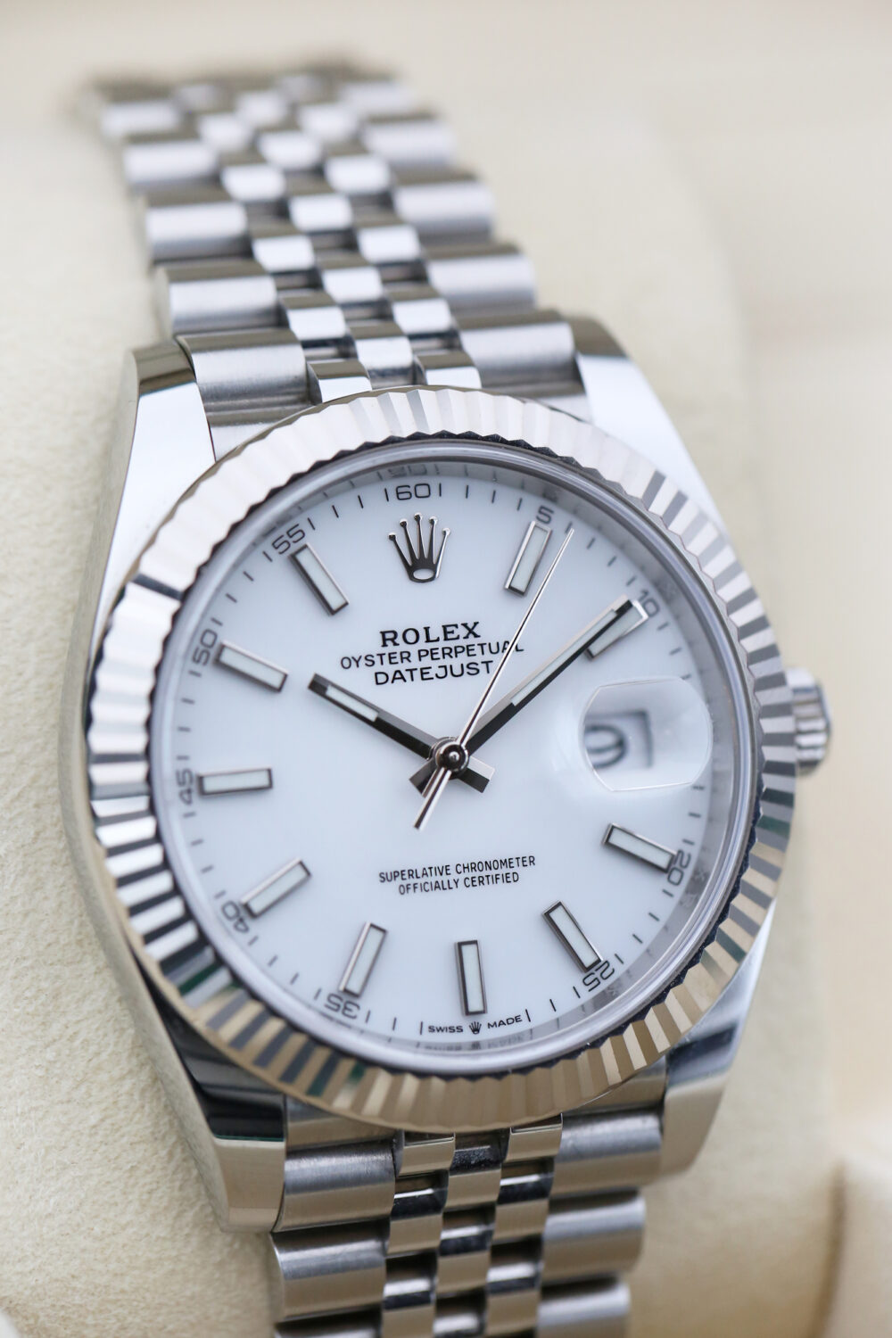 Rolex 126334 White DATEJUST 41mm 2021 - Image 2