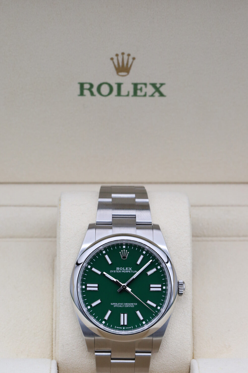 Rolex 124300 Green OYSTER PERPETUAL 41mm 2024 - Image 4