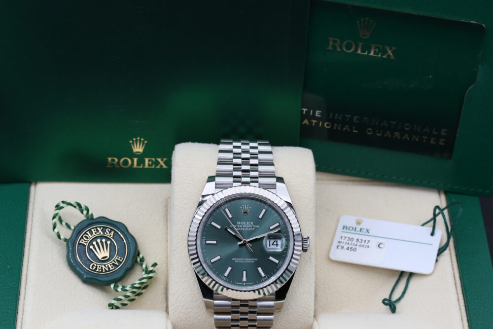 Rolex 126334 Mint Green DATEJUST 41mm 2025 - Image 3