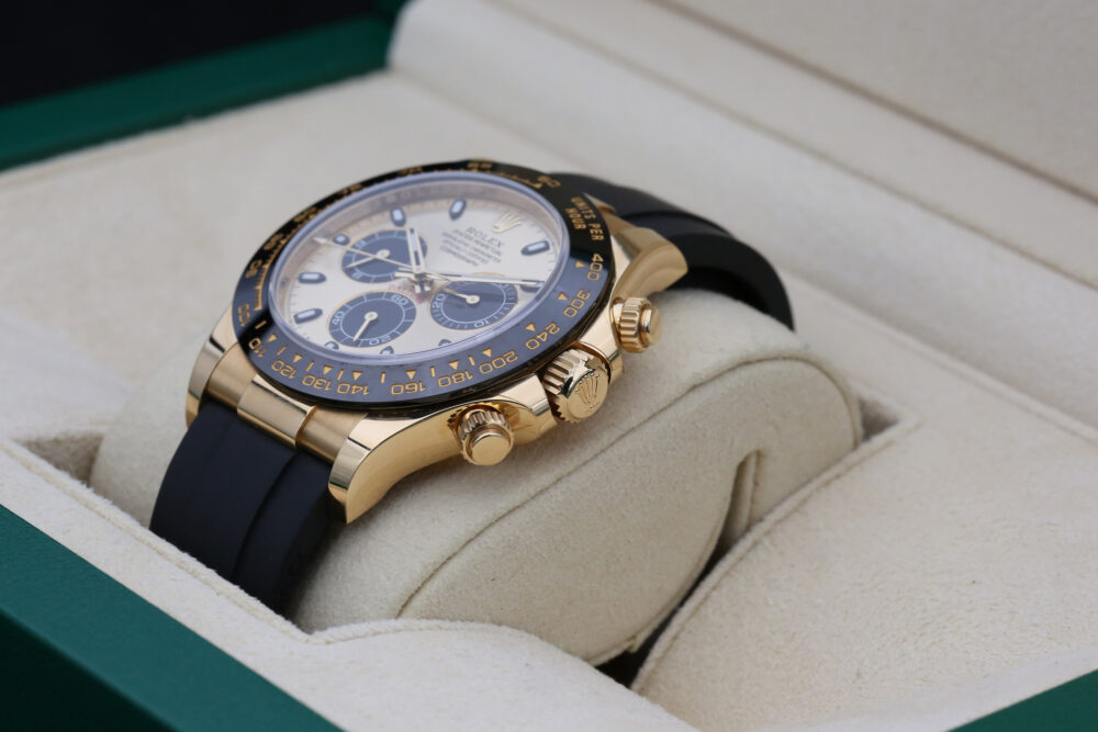 Rolex 116518LN Pikachu DAYTONA 40mm 2022 Pikachu - Image 6