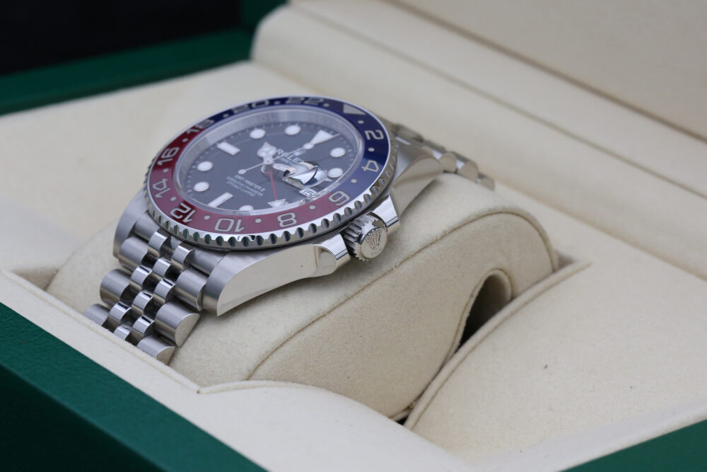 Rolex 126710BLRO Black GMT-MASTER II 40mm 2024 Pepsi - Image 6