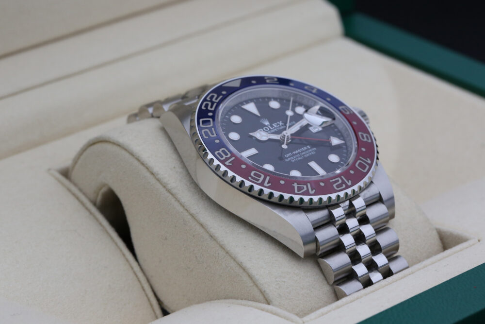 Rolex 126710BLRO Black GMT-MASTER II 40mm 2024 Pepsi - Image 7