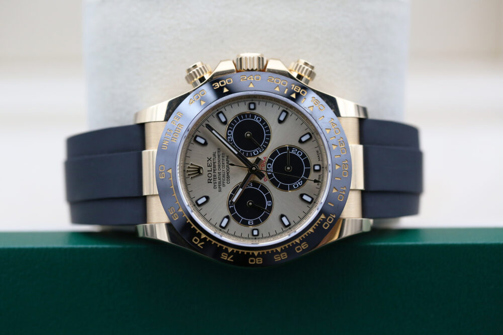 Rolex 116518LN Pikachu DAYTONA 40mm 2022 Pikachu - Image 3