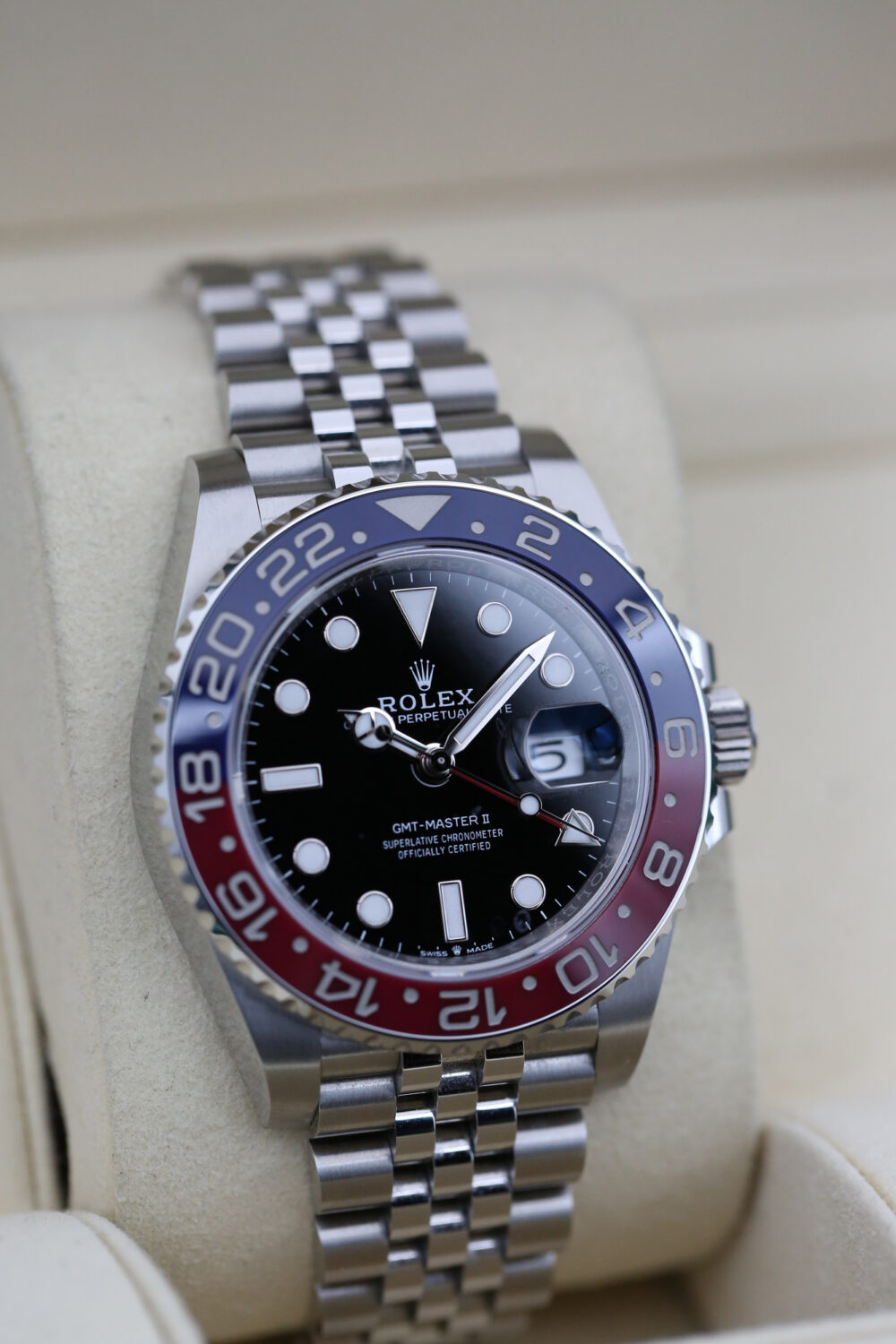 Rolex 126710BLRO Black GMT-MASTER II 40mm 2024 Pepsi - Image 2