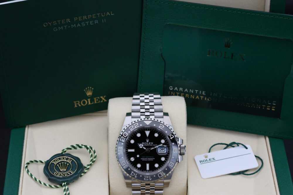 Rolex 126710GRNR Black GMT MASTER II 40mm 2025 Bruce Wayne - Image 6