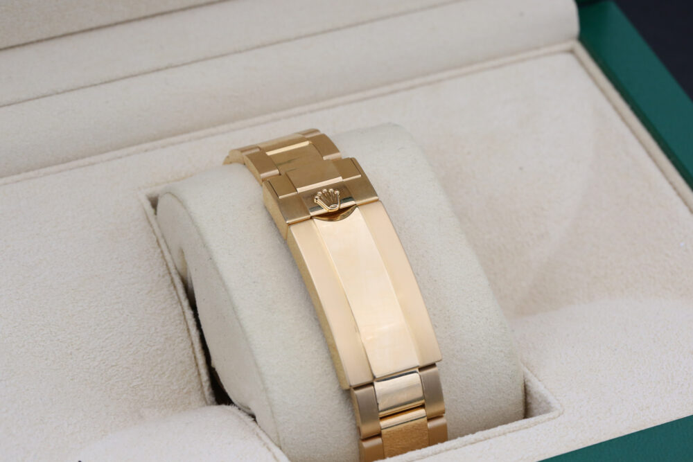 Rolex 126618LB Blue SUBMARINER 41mm 2023 - Image 8