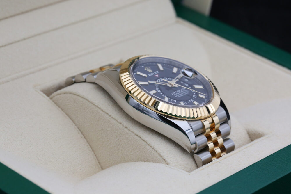Rolex 326933 Black SKY-DWELLER 42mm 2022 - Image 6