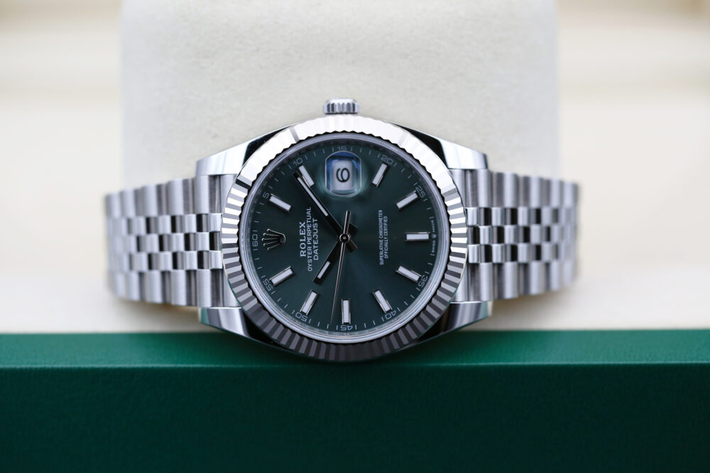 Rolex 126334 Mint Green DATEJUST 41mm 2024 - Image 3