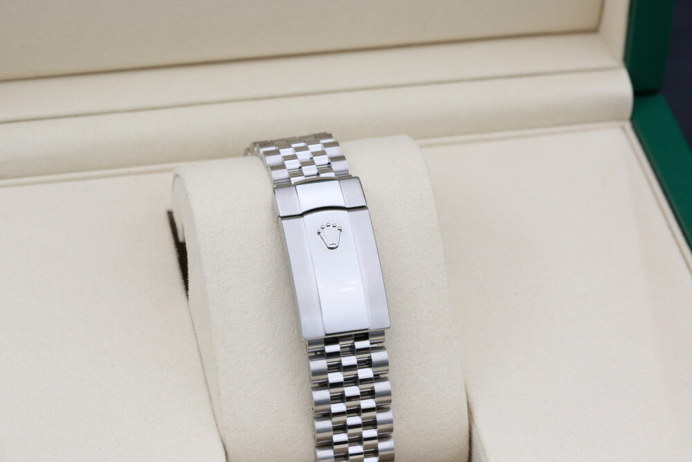 Rolex 126334 Blue DATEJUST 41mm 2025 - Image 8