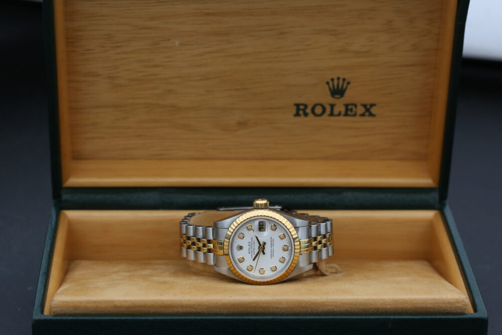 Rolex 69173 White  Diamond DATEJUST 26mm 1997 - Image 4