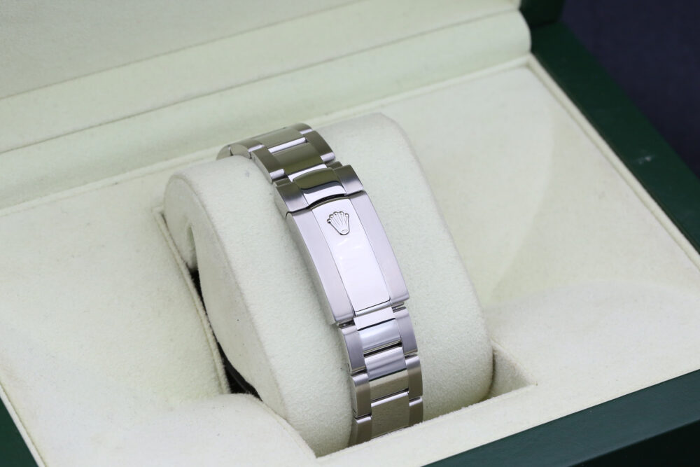 Rolex 116400 Black MILGAUSS 40mm 2014 - Image 8