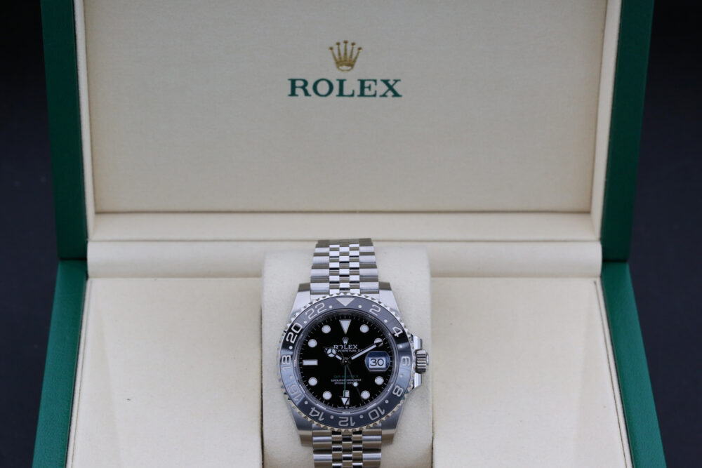 Rolex 126710GRNR Black GMT MASTER II 40mm 2025 Bruce Wayne - Image 4