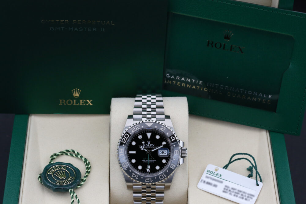 Rolex 126710GRNR Black GMT MASTER II 40mm 2025 Bruce Wayne - Image 5
